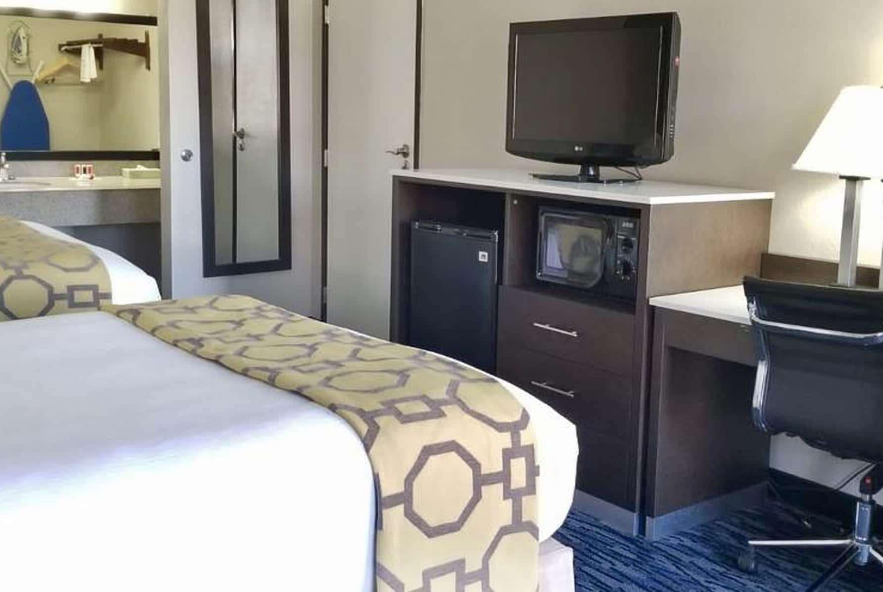 Baymont By Wyndham Port Arthur - Groves Area Esterno foto