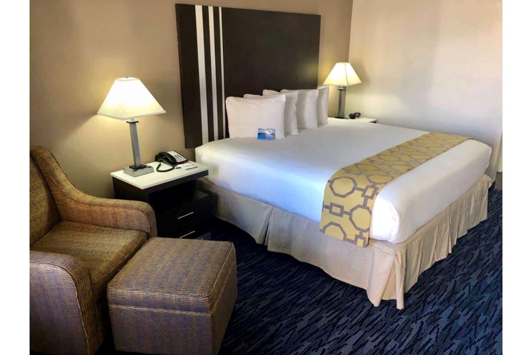 Baymont By Wyndham Port Arthur - Groves Area Esterno foto