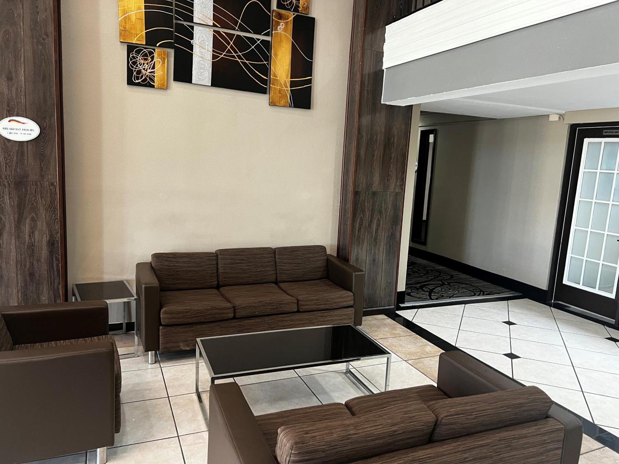 Baymont By Wyndham Port Arthur - Groves Area Esterno foto